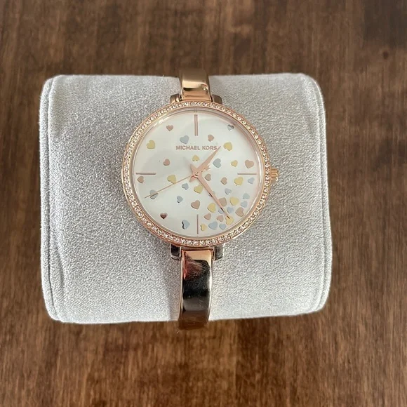 Michael Kors | Accessories | Michael Kors Rose Gold Watch  display picture 3